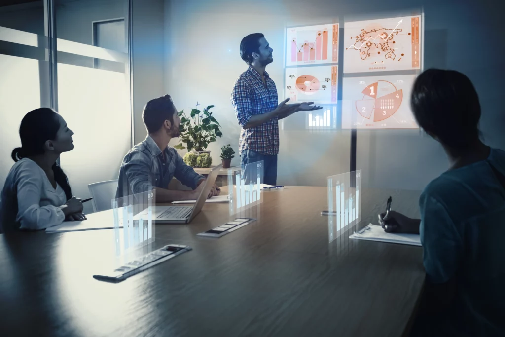 imagen compuesta de interfaz empresarial global Reputación online: la clave para anticiparse, actuar y crecer en el entorno digital
